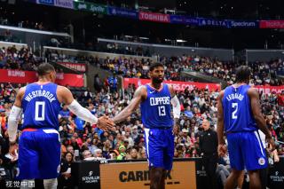 亚历山大的 亚历山大的