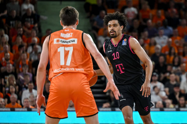 并非偶然 并非偶然