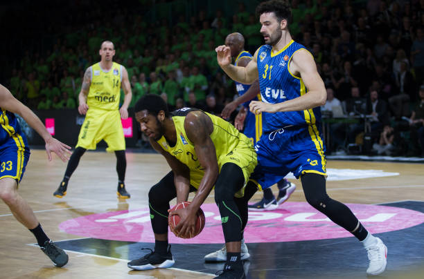 与转型往往 与转型往往